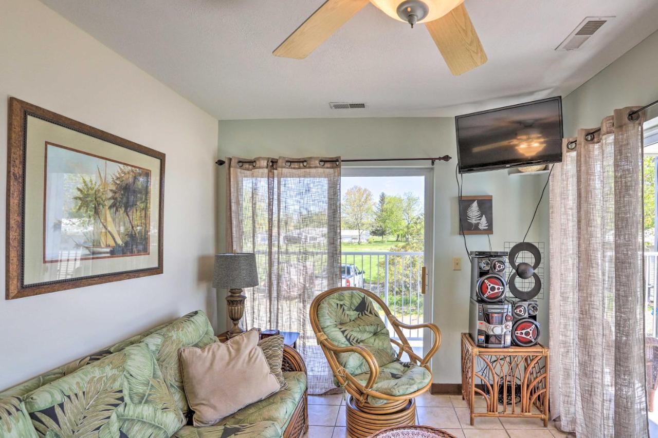 Waterfront Bass Island Retreat With Balcony And Tv Apartamento Put-in-Bay Exterior foto